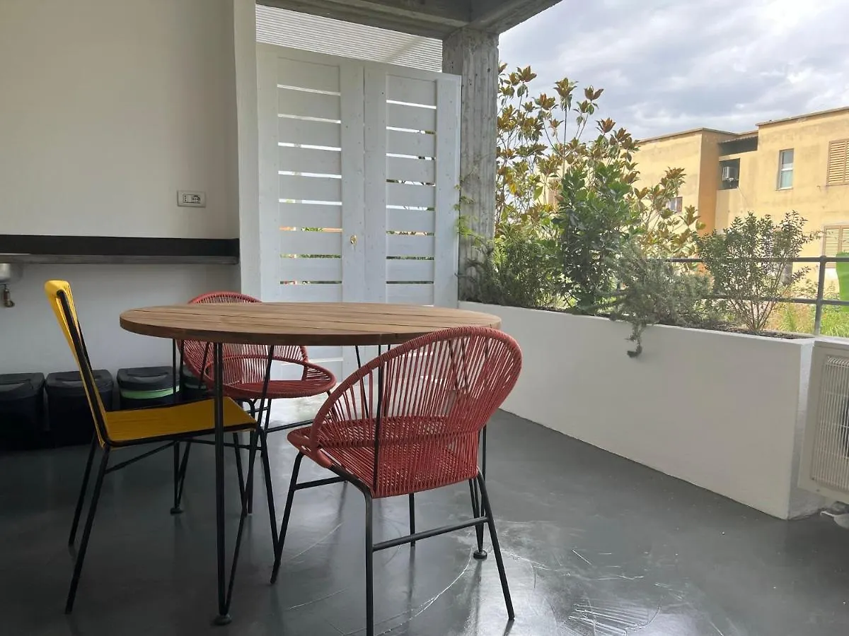 Appartamento Loft delizioso pieno centro con veranda Tortolì